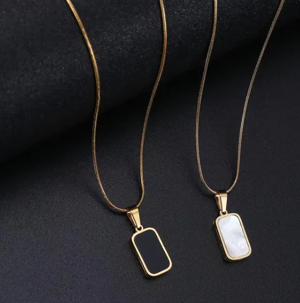 Rectangle Double Sided Delicate Pendant Necklaces Rectangle Double Sided Delicate Pendant Necklaces Rectangle Double Sided Delicate Pendant Necklaces STYLE SHYLE  Rectangle Double Sided Delicate Pendant Necklaces